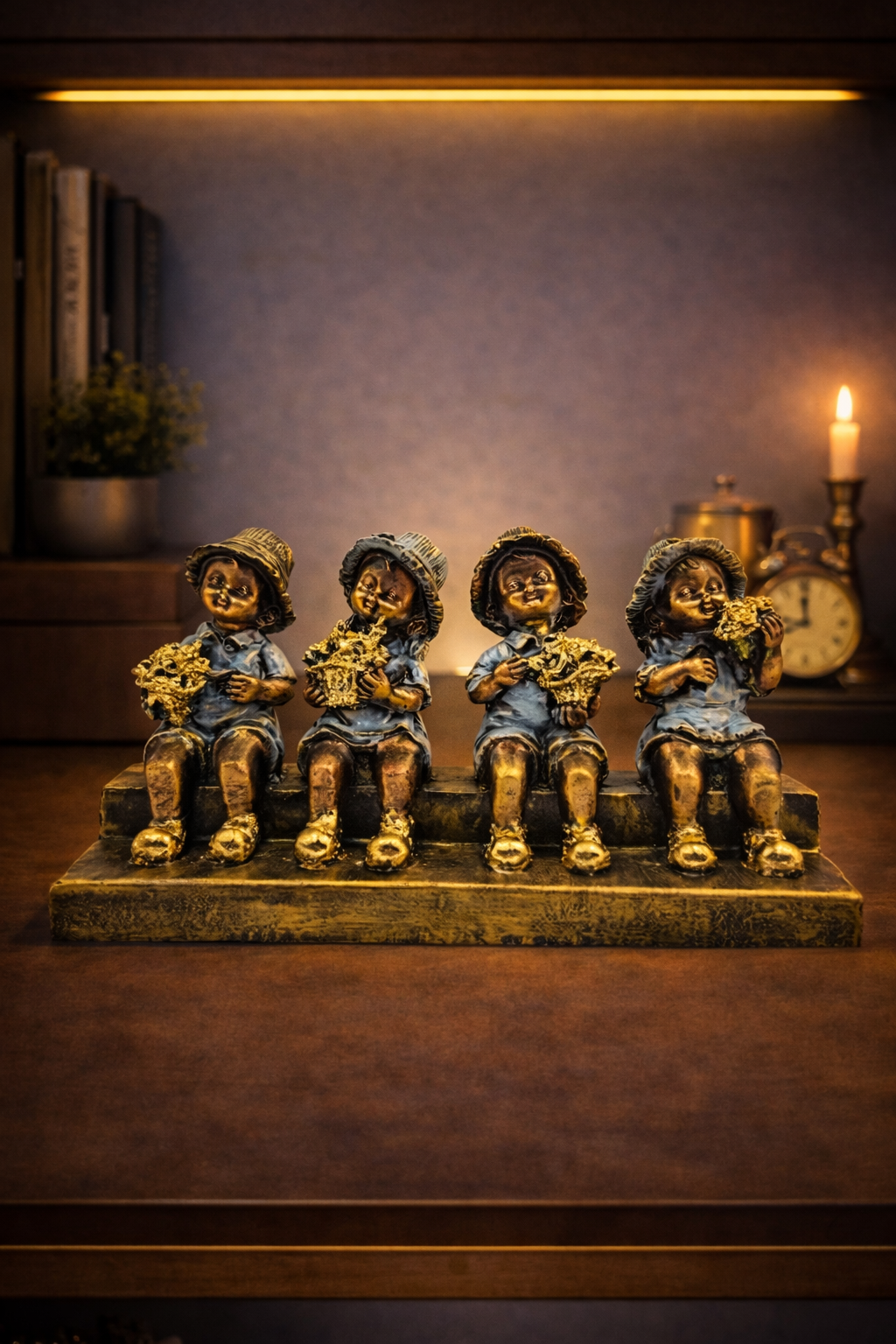 4 Kids Sitting | Figurine Set | Cute Decor | Multicolor