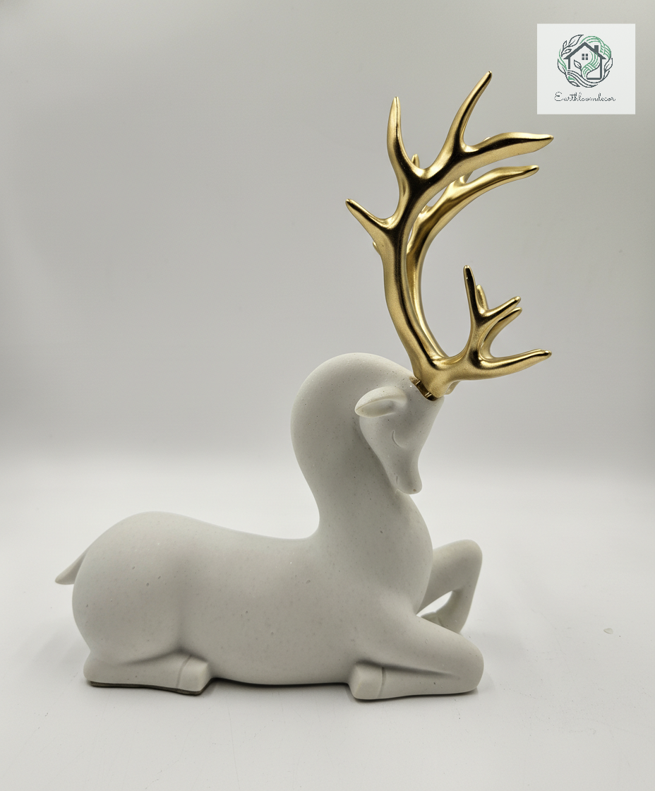 Sitting Deer | Figurine | Home Decor | Golden