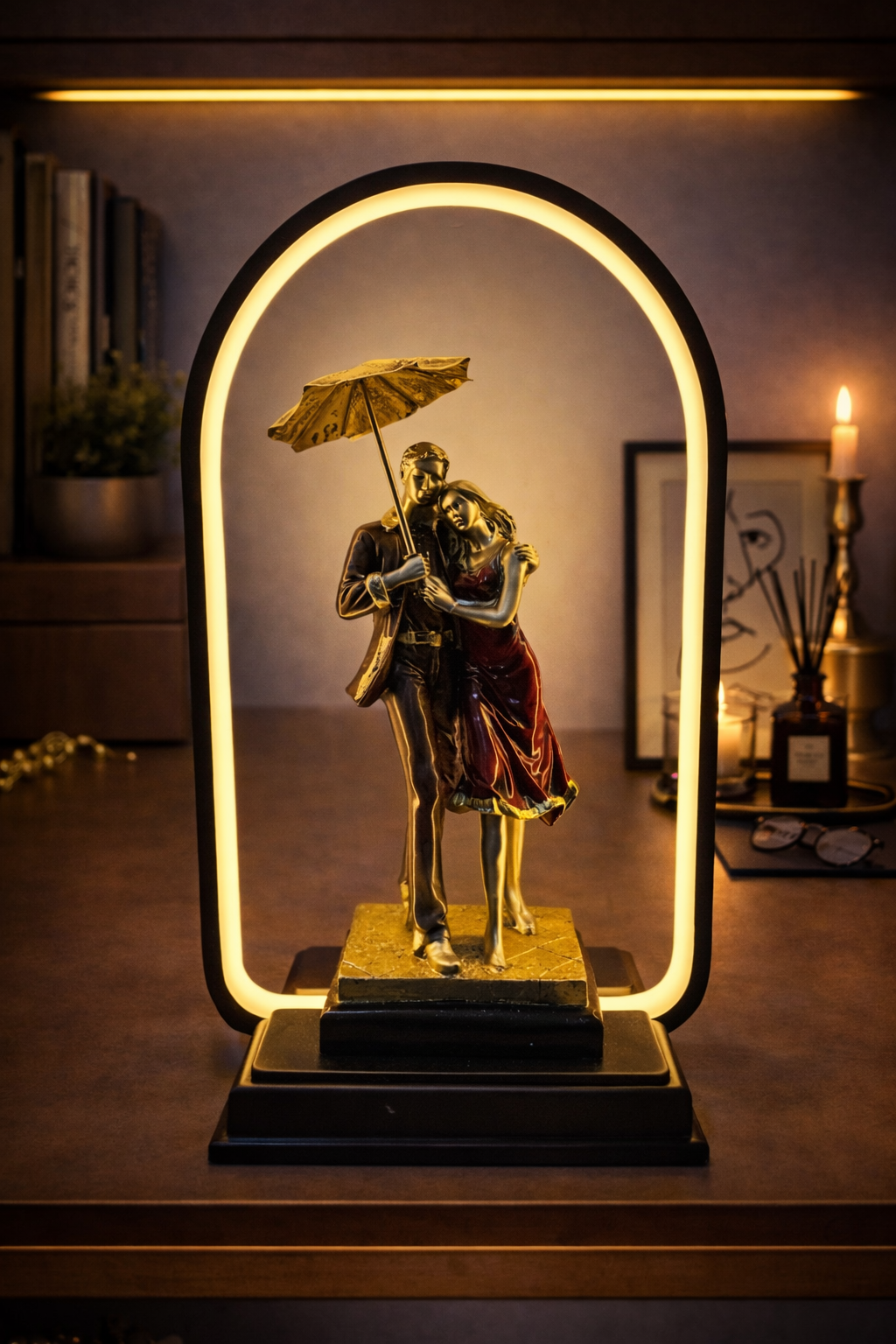 Couple Hug with Light Umbrella | Figurine | Romantic Decor | LED