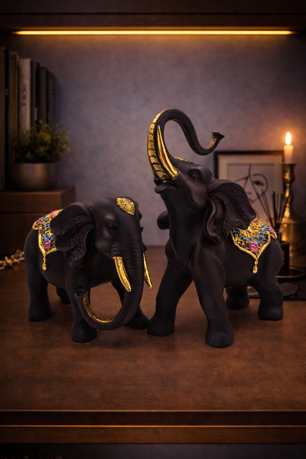 Elephant Pair Large | Figurine | Home Decor | White Brown